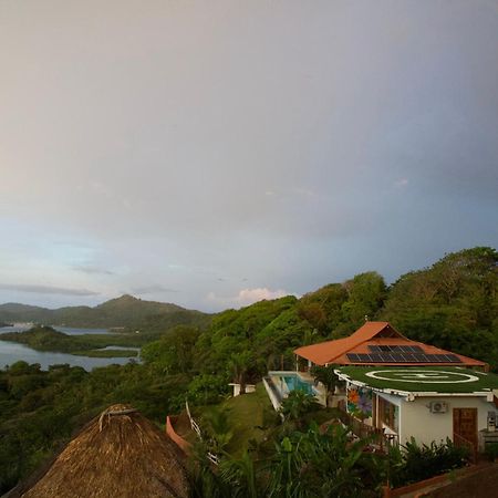 Ciel Y Miel Hotel โกลอน ภายนอก รูปภาพ